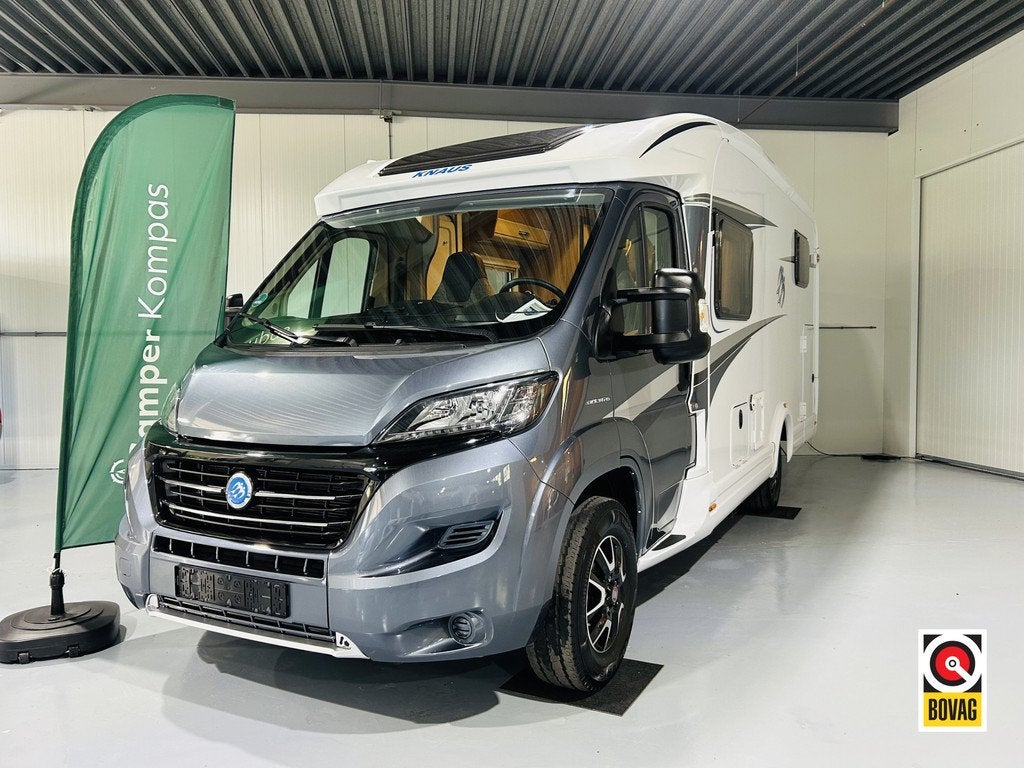 Knaus Camper Van TI 650 MEG Enkele bedden, Eerste eigenaar!, Molenweg 3C
9963PG  WARFHUIZEN, NL, 6 tot 7 meter, Bedrijf, Douche