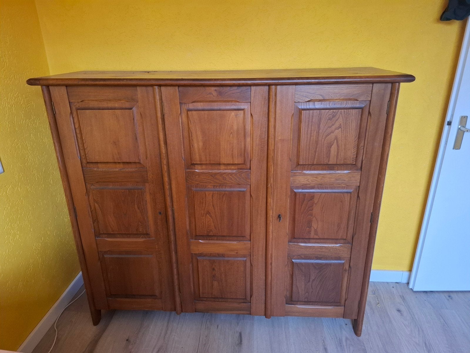 Vintage Kast - Massief Hout - 160x140x50 cm, Ophalen