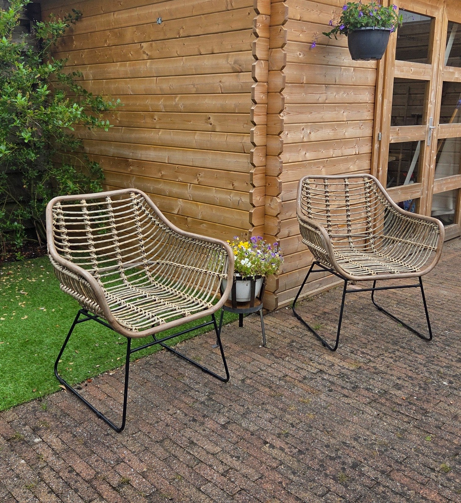 Rotan tuinstoelen met metalen onderstel Karwei, Ophalen, Gebruikt, Rotan