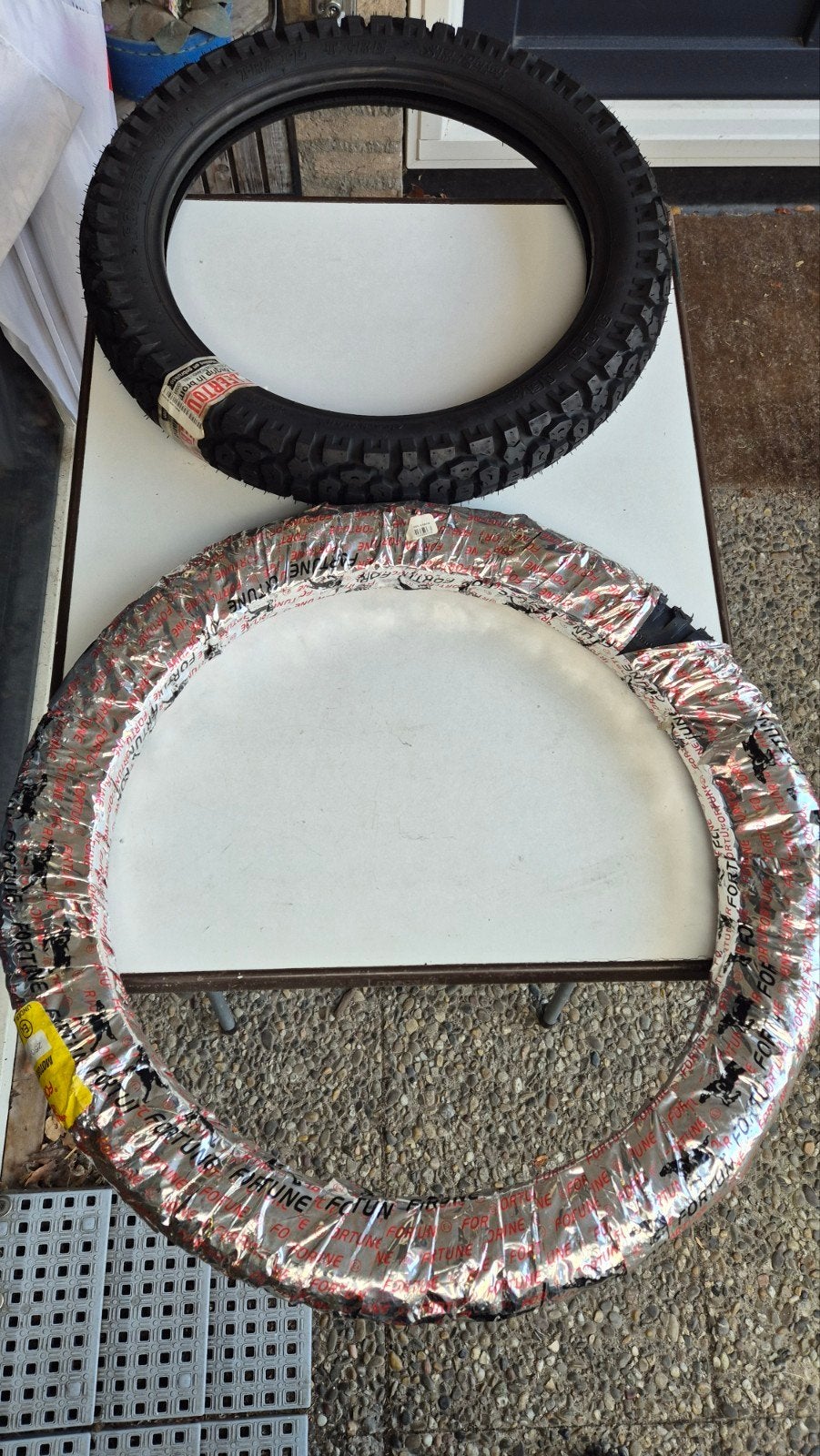 Honda MT nieuwe bandenset 16 en 19 inch. origineel profiel, Ophalen of Verzenden, Nieuw, Overige typen, Overige merken