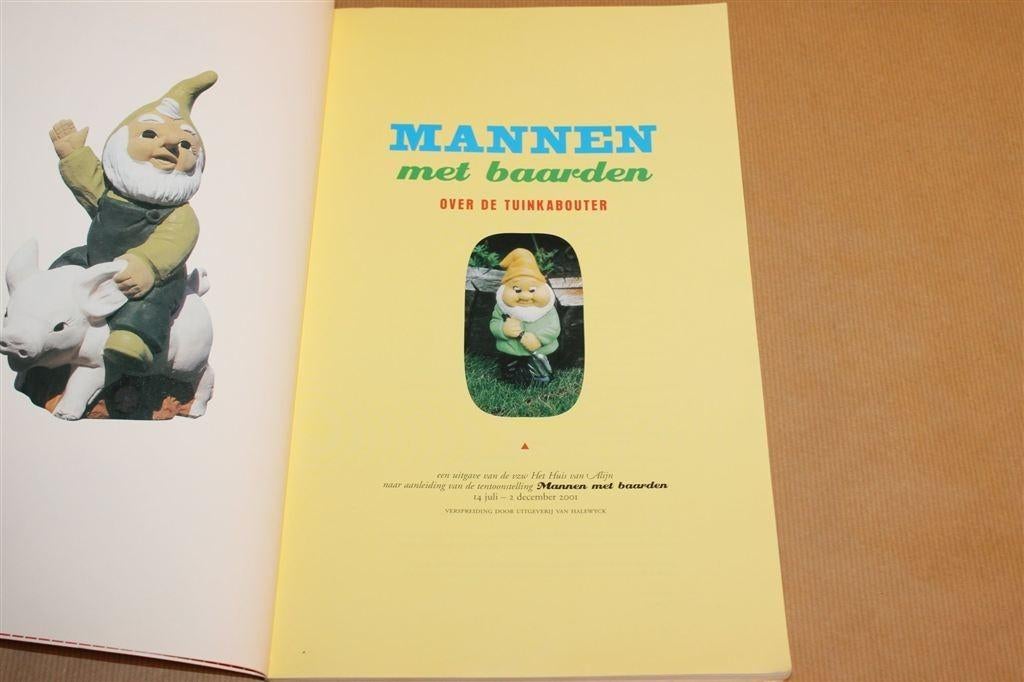 Mannen met Baarden [Over de Tuinkabouter], Ophalen of Verzenden, Gelezen, Moestuin