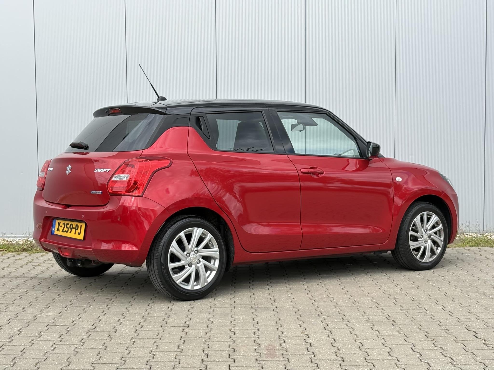 Suzuki Swift 1.2 Select Smart Hybrid / Trekhaak met afneemba, Auto's, 83 pk, Stof, Gebruikt, 4 cilinders