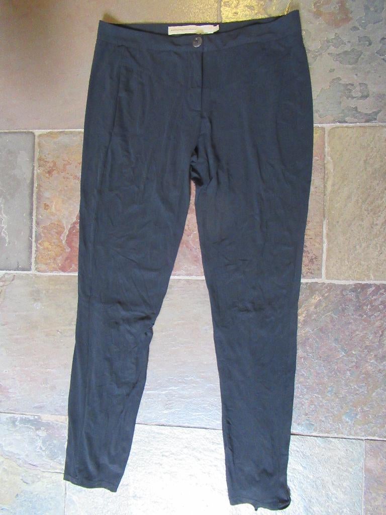 GIRBAUD broek maat 40 Zwart Travelstof met mooie accenten, Kleding | Dames, Maat 38/40 (M), Girbaud, Zwart, Ophalen of Verzenden