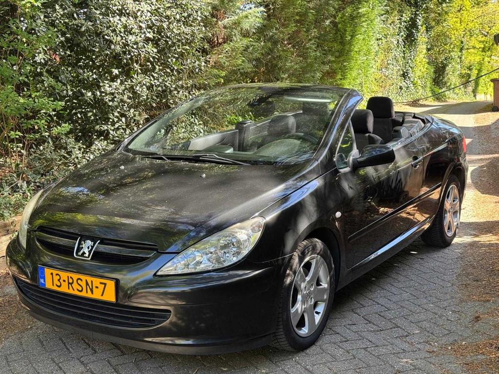 Peugeot 307 CC 2.0 16V, 13-RSN-7, Auto's, Gebruikt, Cabriolet, Euro 3, 75 €/maand