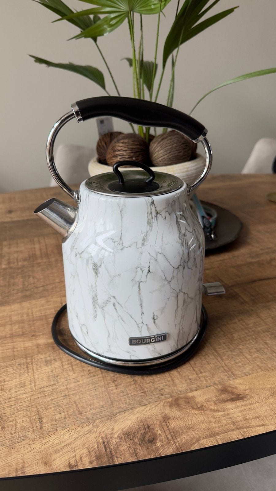 Bourgini Marble waterkoker met marmeren look, Witgoed en Apparatuur, 1 tot 2 liter, Ophalen of Verzenden, Zo goed als nieuw, Draadloos