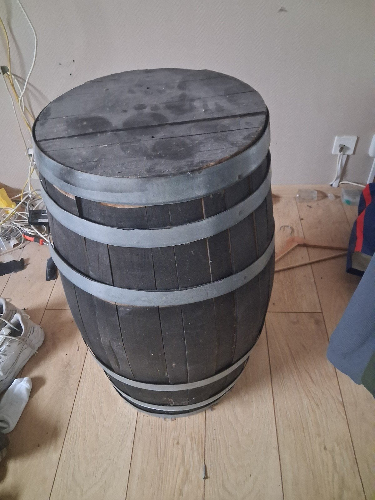 Decoratieve houten ton / wijnvat, Ophalen, Gebruikt
