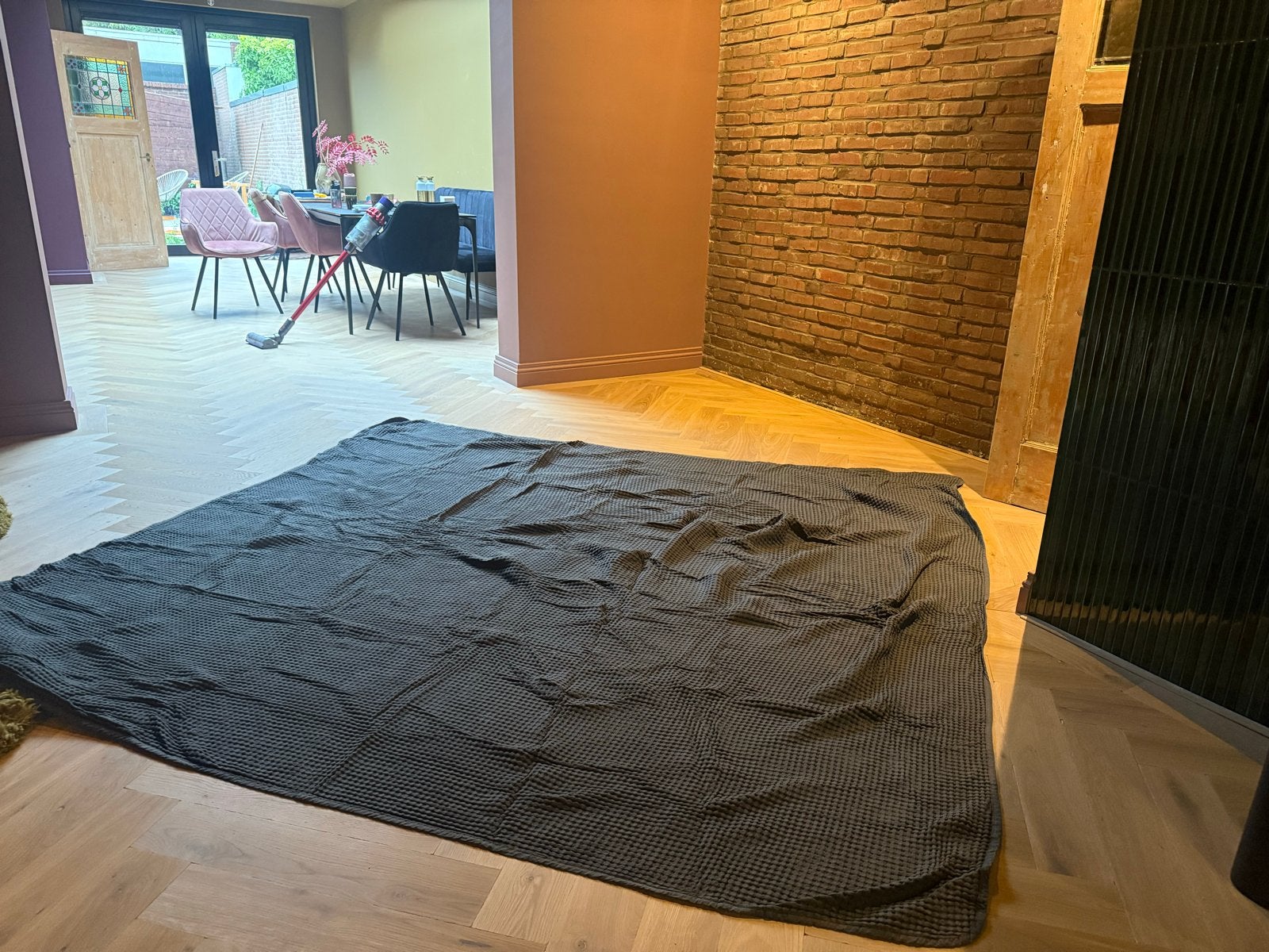 Donkergrijze sprei van IKEA 220x240cm, Huis en Inrichting, Gebruikt, Tweepersoons, Ophalen of Verzenden, IKEA