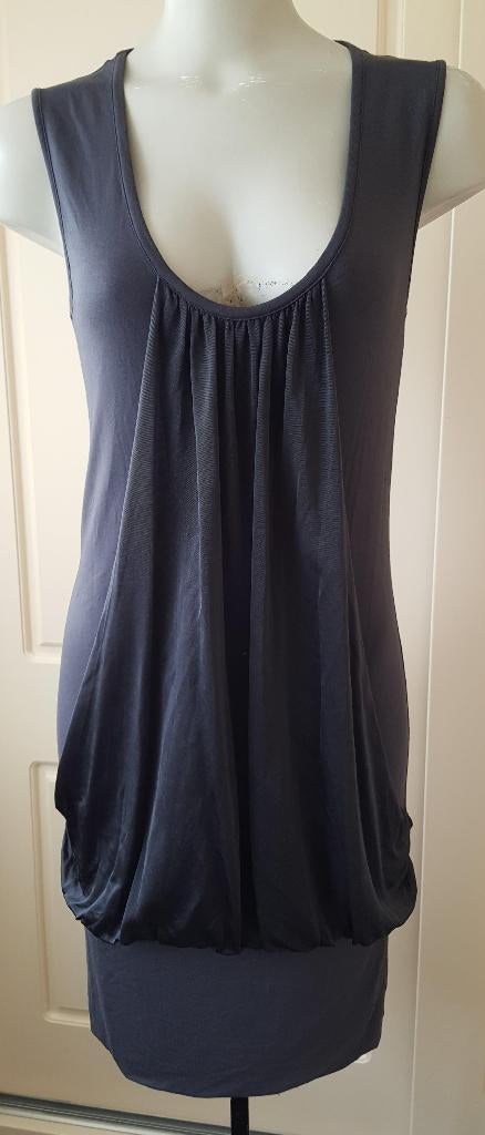 Bijenkorf mooie grijze jurk mt M 38 40, Kleding | Dames, Maat 38/40 (M), Bijenkorf, Ophalen of Verzenden, Zo goed als nieuw