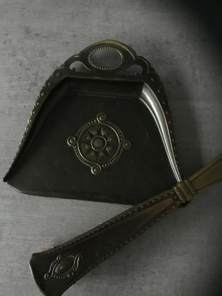 Antiek Art Nouveau Vegertje en Blik - Bronskleurig, Ophalen of Verzenden