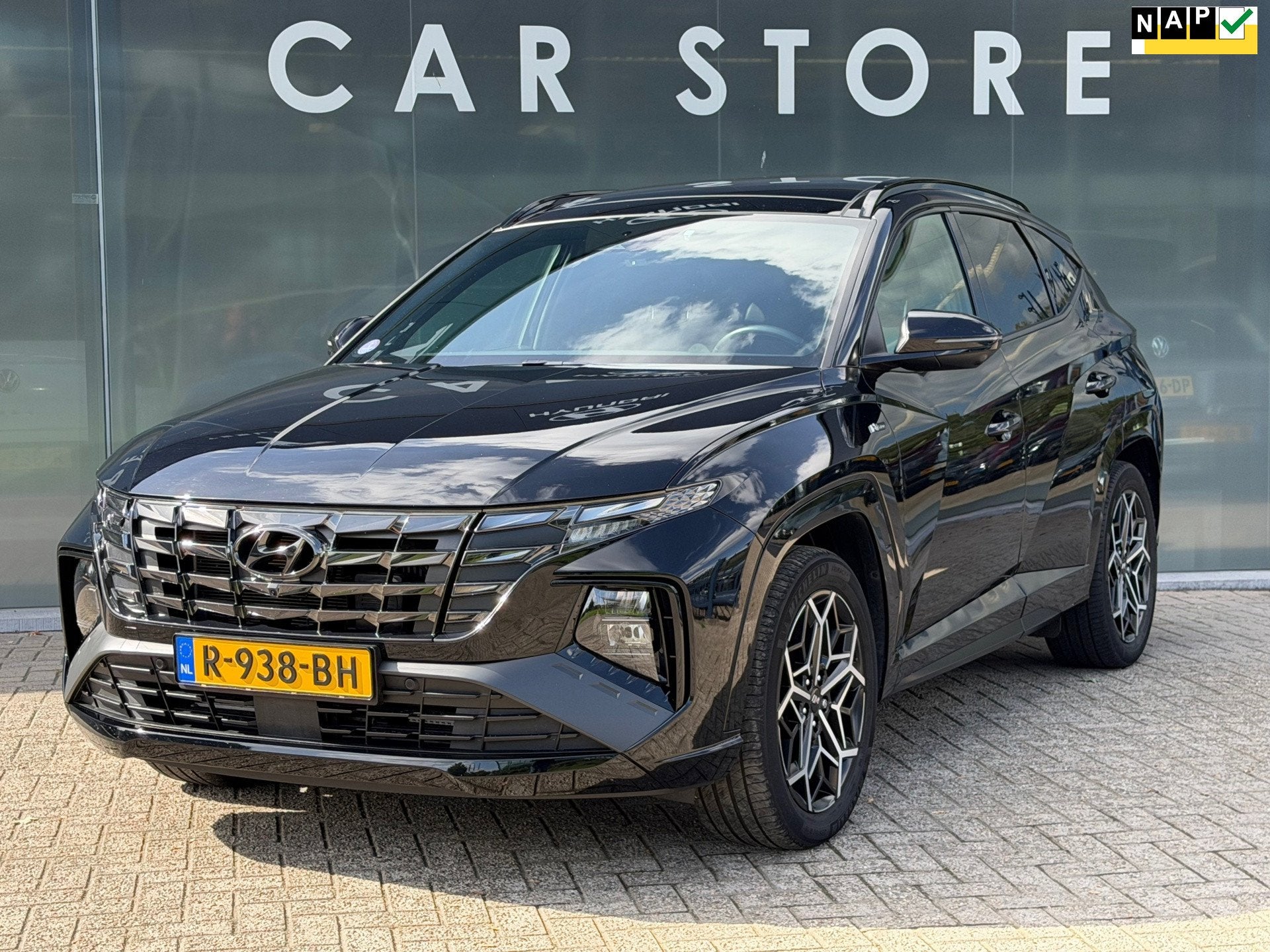 Hyundai Tucson 1.6 T-GDI PHEV N Line Sky 4WD SOH 100%PANO/TR, Automaat, 4 cilinders, Zwart, Bedrijf