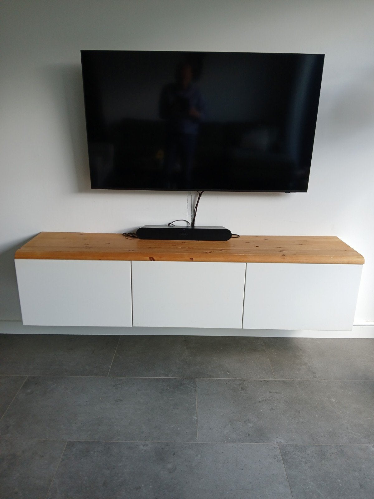 zwevend tv meubel Ikea, Ophalen, Zo goed als nieuw, 25 tot 50 cm, Minder dan 100 cm