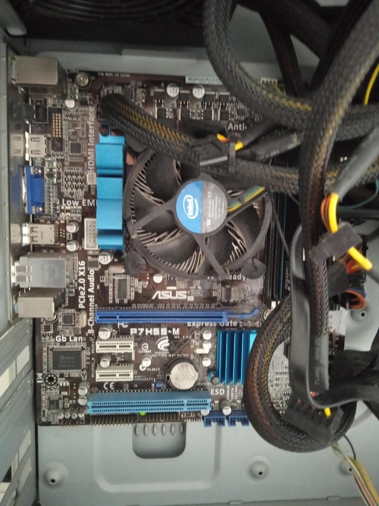 PC Processor harde schijf nieuw ( Solid State Drive), Computers en Software, Desktop Pc's, Refurbished, 2 tot 3 Ghz, SSD, Ophalen