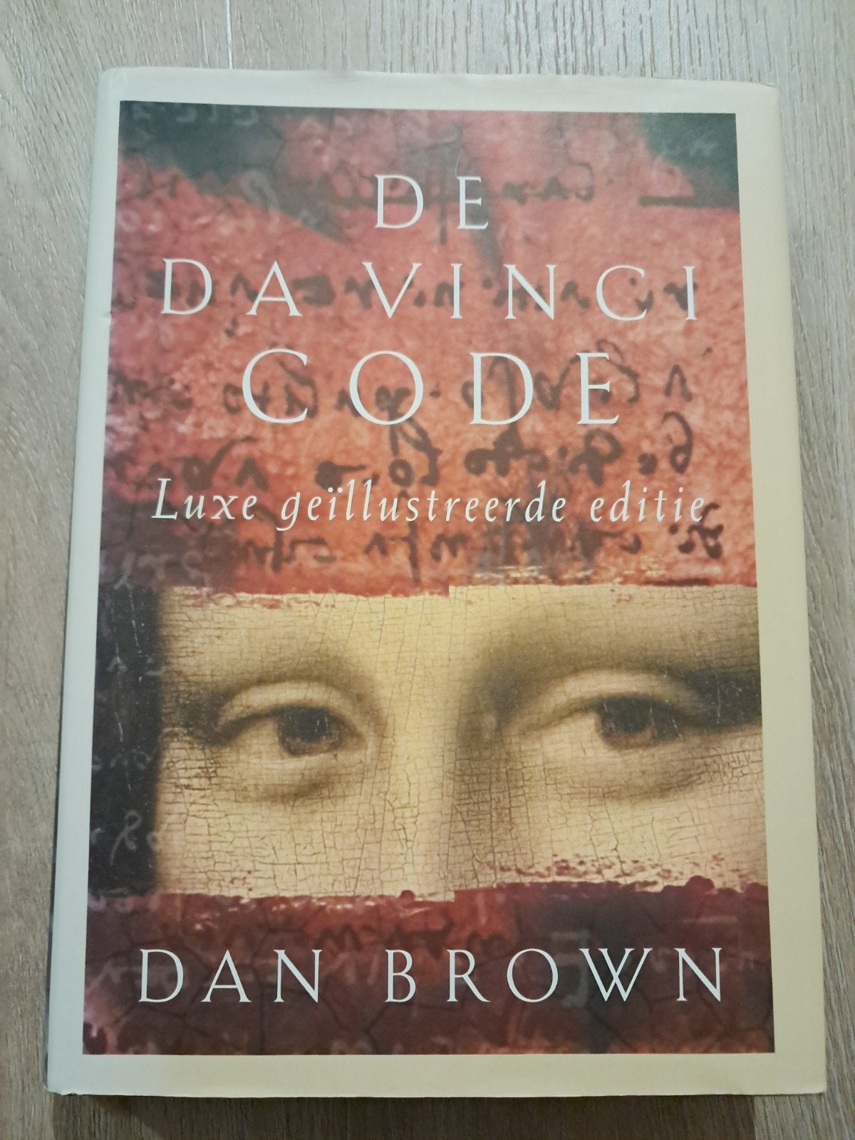 De Da Vinci Code - Luxe geïllustreerde editie, Boeken, Ophalen of Verzenden, Gelezen, Dan Brown, Nederland