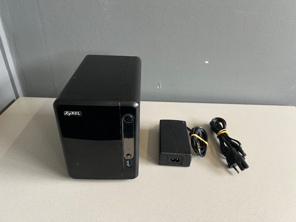 ZyXEL NSA325 v2 2-Bay Power Plus Media Server, Computers en Software, Ophalen of Verzenden