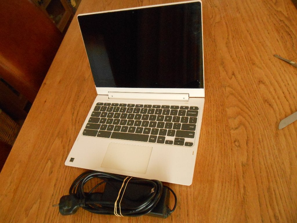 chromebook defect, 4 GB of minder, 64 GB, Touchscreen, Ophalen of Verzenden
