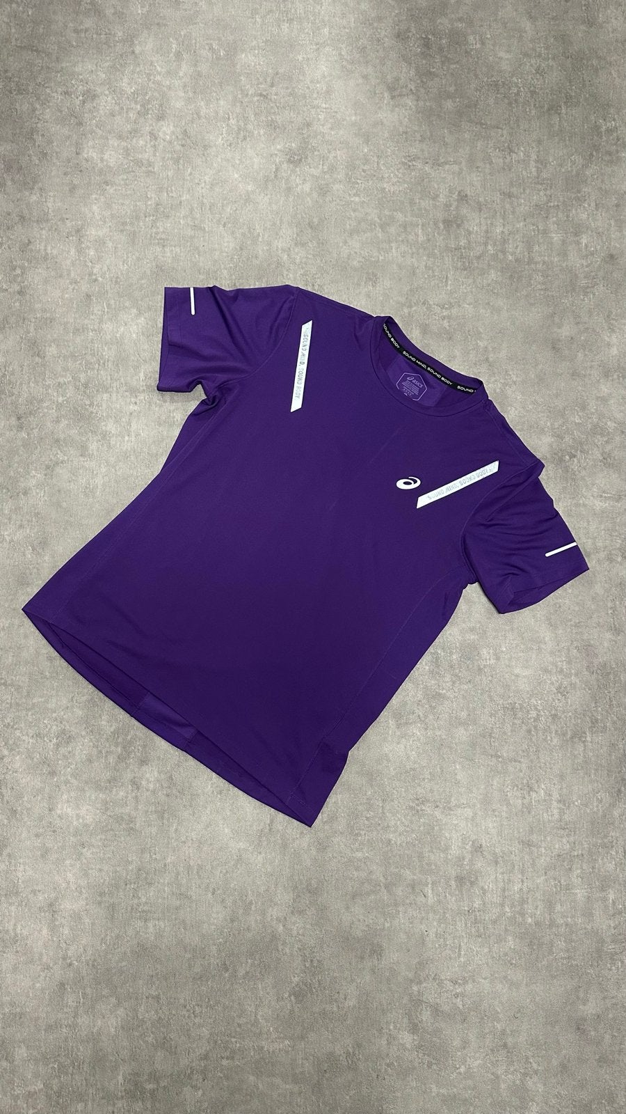 Asics T-shirt M, Kleding | Heren, Sportkleding, Maat 48/50 (M), Paars, Ophalen of Verzenden, Zo goed als nieuw