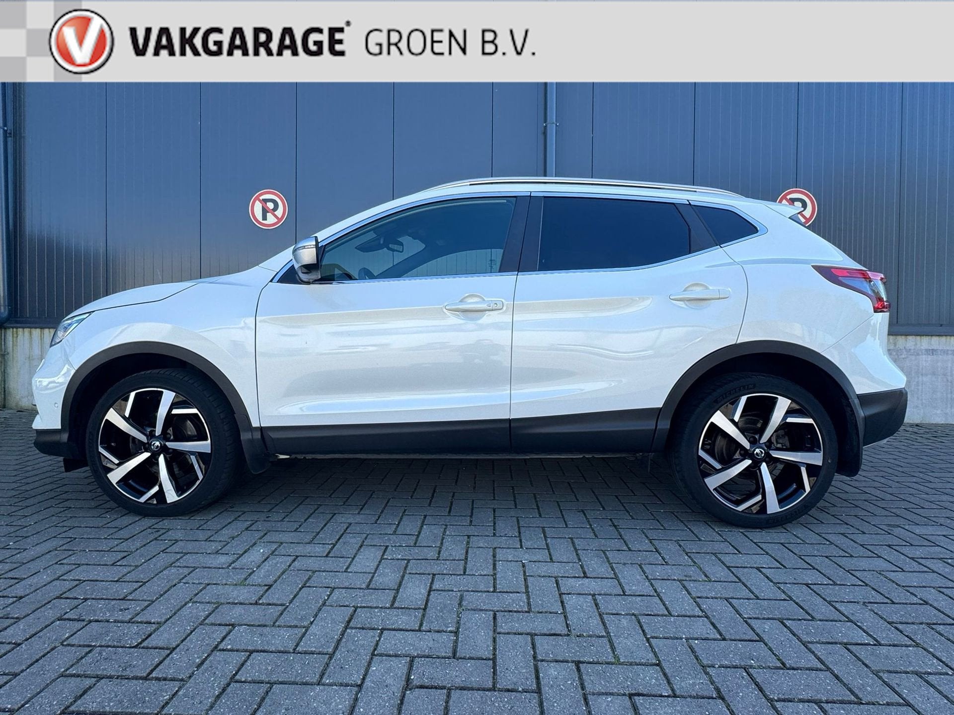 Nissan Qashqai 1.2 N-Connecta / clima / cruise / navi / came, Voorwielaandrijving, 1380 kg, Gebruikt, 4 cilinders