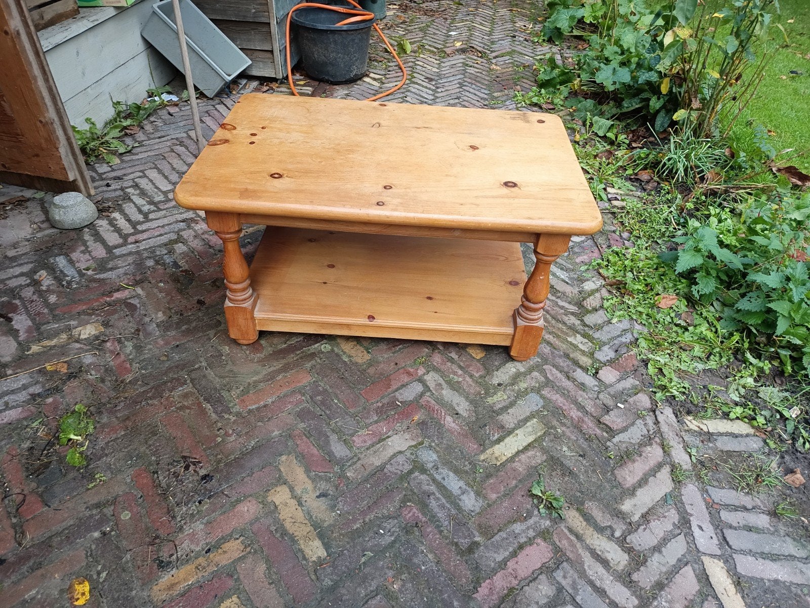Massief grenen salontafel met opbergplank, Ophalen, 50 – 75, Gebruikt, 50 tot 100 cm