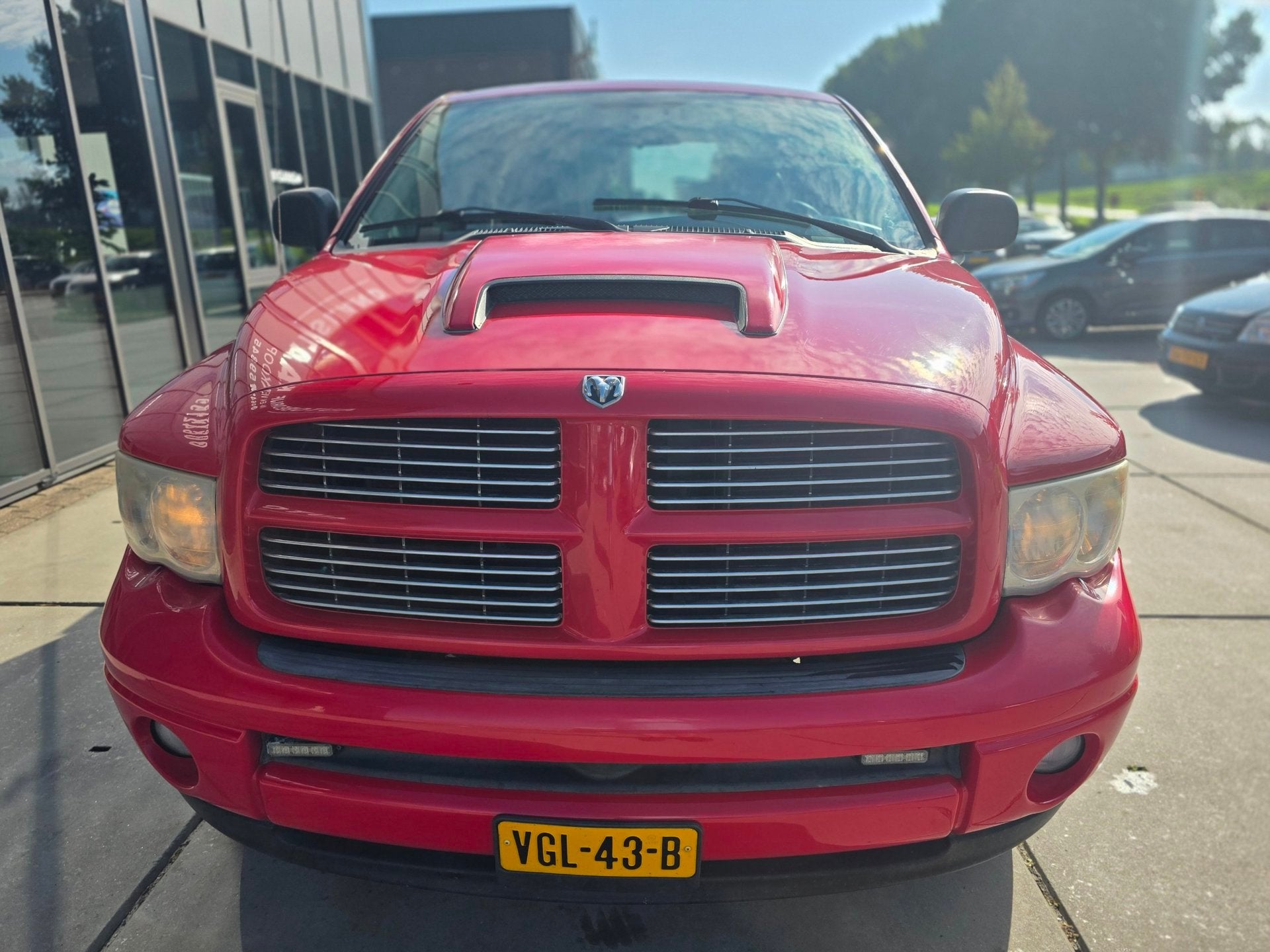 Dodge HEMI MAGNUM - AIRCO - 4X4 - DUBBELE CABINE -, Auto's, Automaat, Gebruikt, 5654 cc, Leder