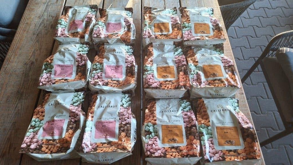 10 zakken Callebaut Chocolade Strawberry en Caramel, Ophalen of Verzenden