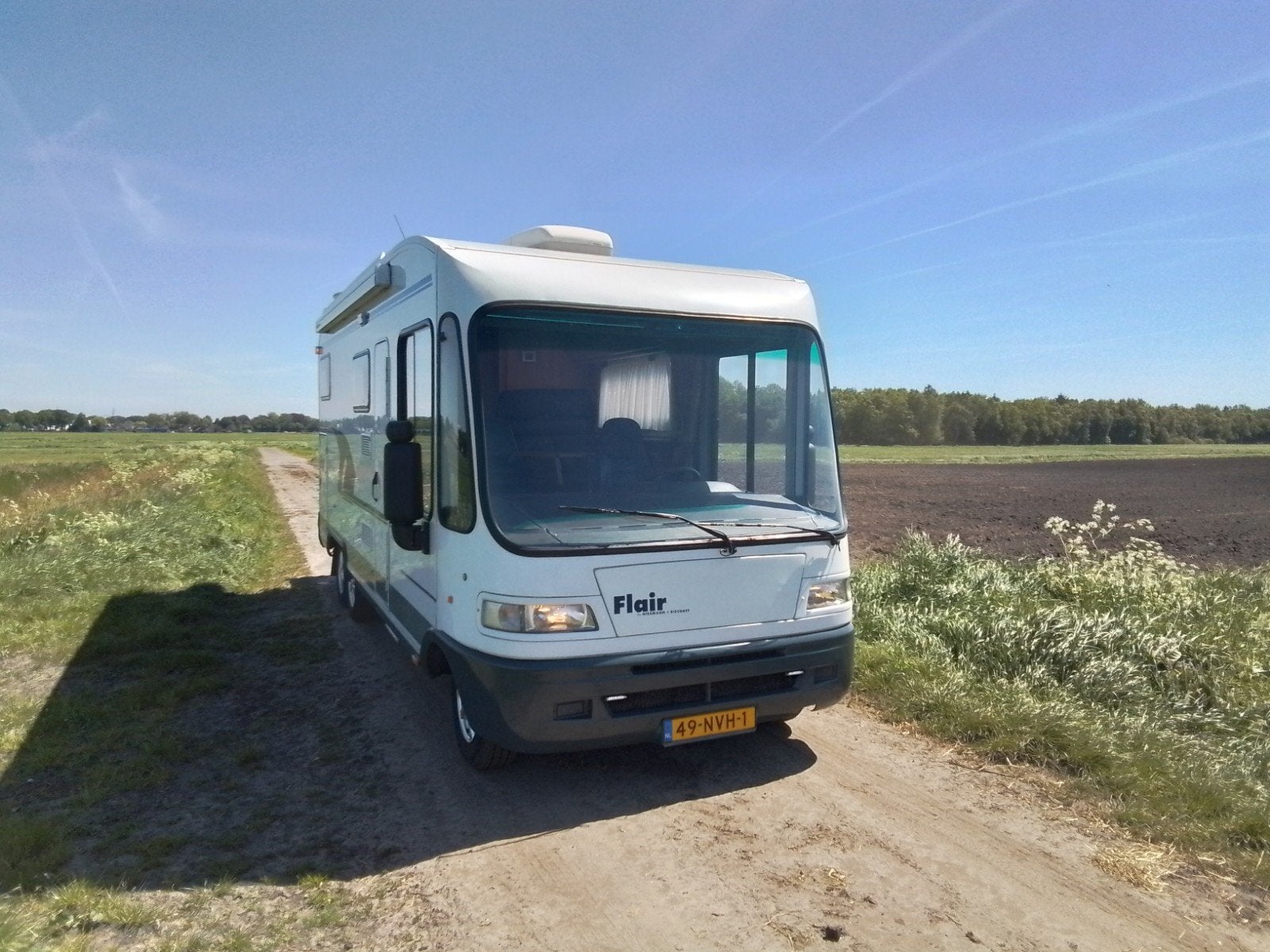 Caravans And Camping Niesman