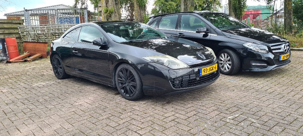 Renault Laguna 3.5 V6 175KW Coupe AUT 2009 Zwart, 4 stoelen, Zwart, 650 kg, Particulier