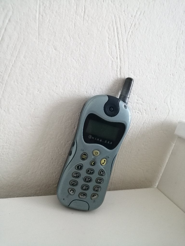 OP=OP!! ZELDZAAM 1999 COLLECTORS ITEM POCKETLINE SWING GSM, Ophalen of Verzenden, Gebruikt, Geen camera, Klassiek of Candybar