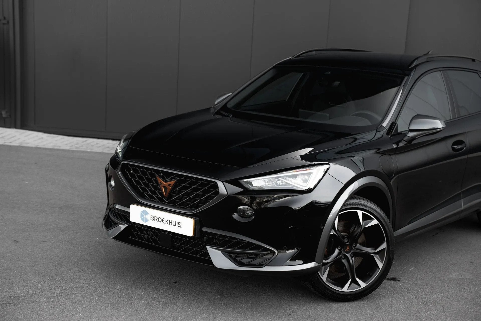 CUPRA Formentor 245pk 1.4 e-Hybrid VZ Performance (bj 2023), Gebruikt, 4 cilinders, Zwart, Hybride Elektrisch/Benzine