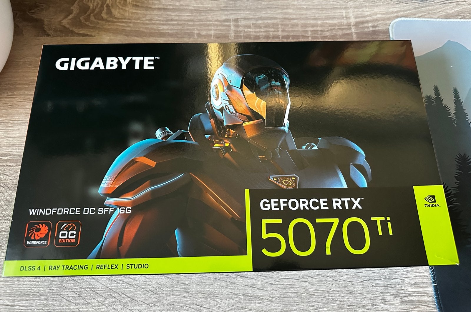 Gigabyte GeForce RTX 5070 Ti 16GB GDDR7 Videokaart, Computers en Software, Videokaarten, Ophalen, HDMI, Overige soorten, Zo goed als nieuw