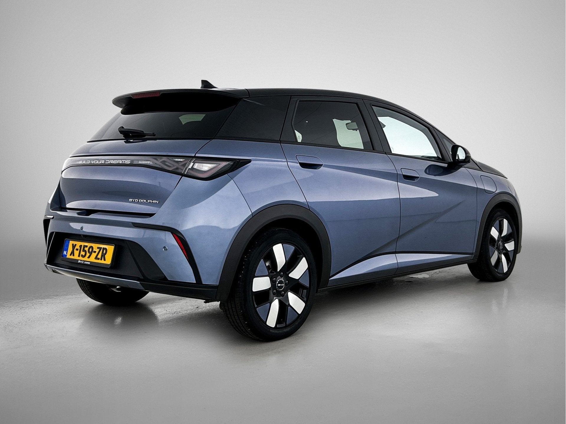 BYD Dolphin Design 60.4 kWh | Origineel NL! | SOH 96,4 % |, Auto's, BYD, Gebruikt, Zwart, Blauw, 33 min