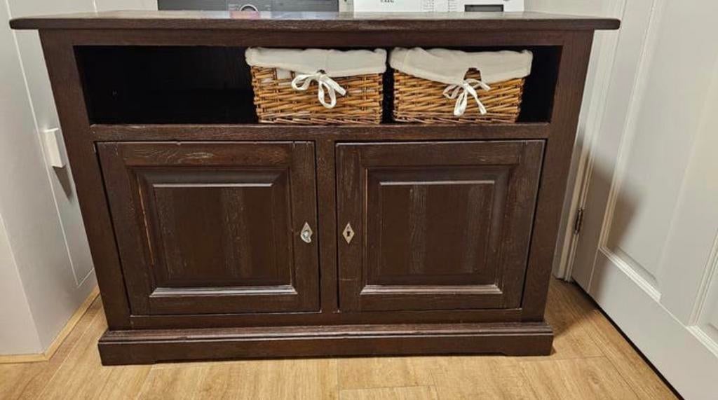 Gratis! Dressoir of TV-meubel mahonie, Huis en Inrichting, Kasten | Televisiemeubels, Ophalen, Zo goed als nieuw, 25 tot 50 cm