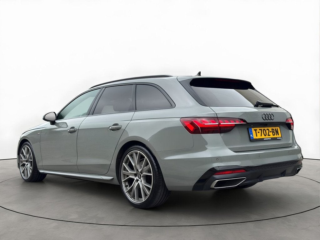 Audi A4 Avant 35 TFSI 3X S-Line *Audi Black Pakket* Camera T, Gebruikt, 4 cilinders, Automatische klimaatregeling, 84 €/maand