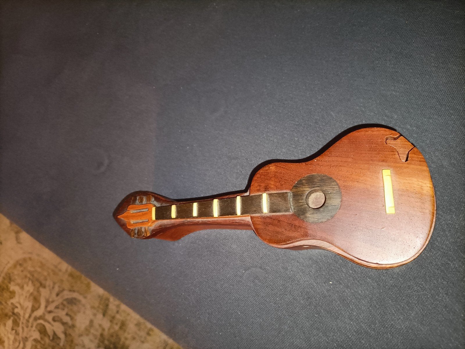 Houten gitaar puzzel/doosje, Ophalen of Verzenden