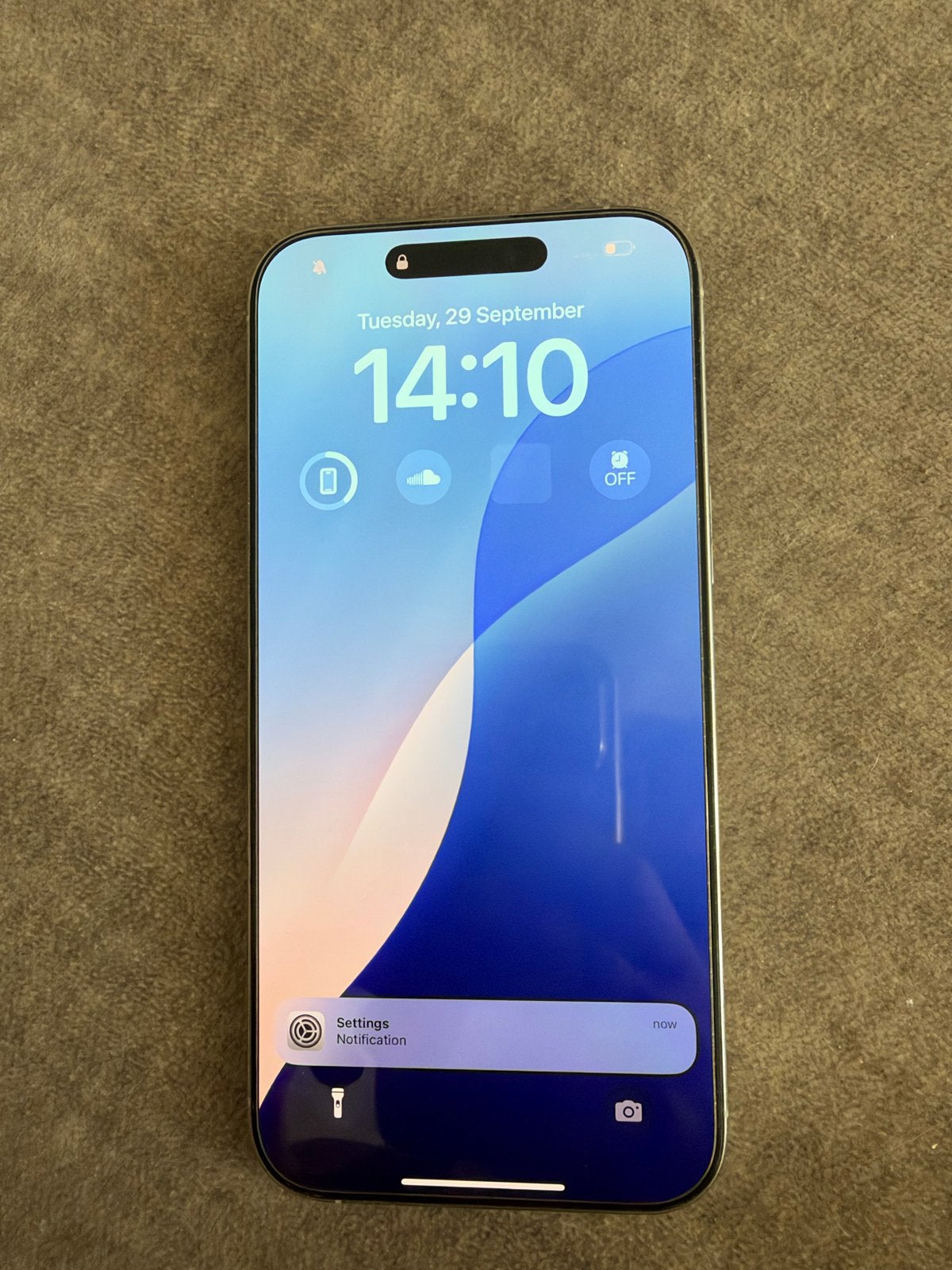 Apple iPhone 16 Pro MaxWit - Zo goed als nieuw