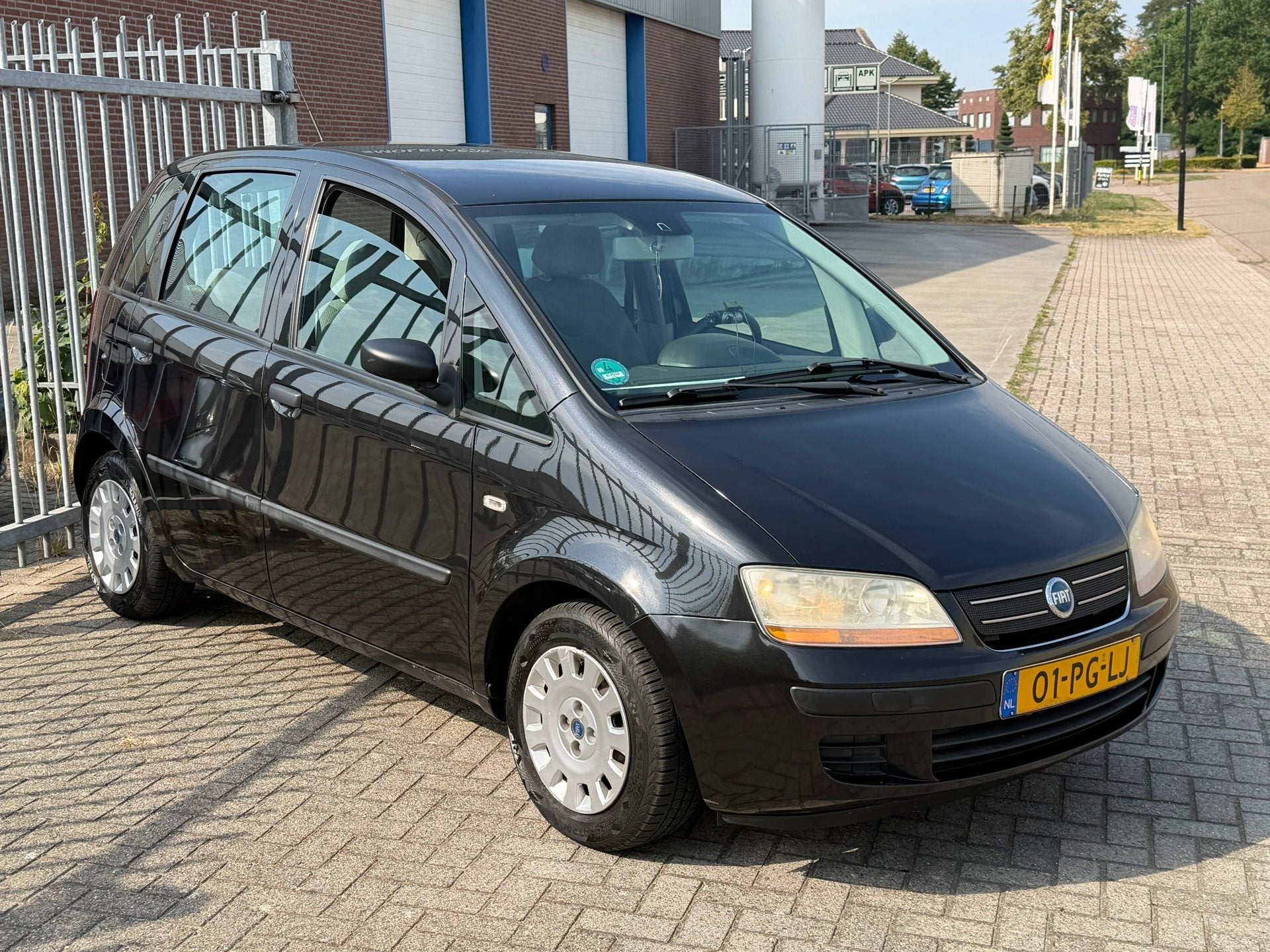 Fiat Idea 1.4-16V Active NL AUTO NAP! Airco l Cruise l Dashc, Voorwielaandrijving, 15 km/l, Idea, 400 kg