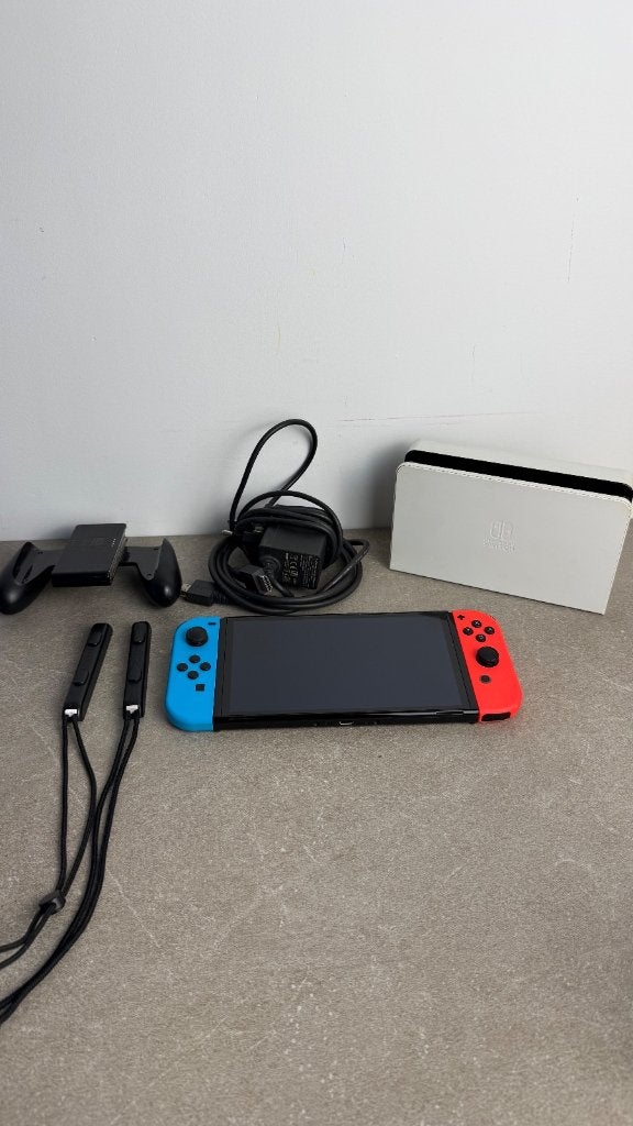 Nintendo Switch OLED – Compleet & Nette Staat, Ophalen of Verzenden, Zo goed als nieuw, Met 1 controller, Switch OLED
