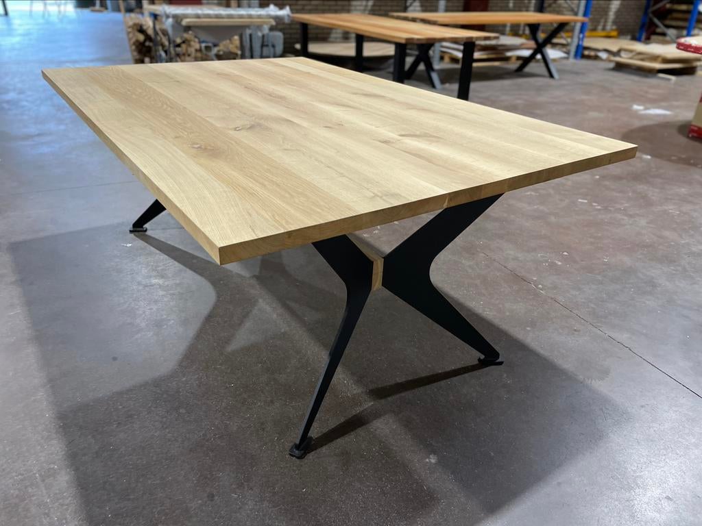 Eiken tafel 200x130cm, Ophalen, 50 tot 100 cm, Vijf personen of meer, Ovaal
