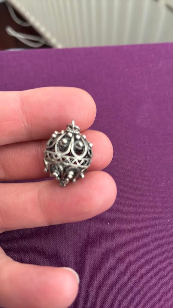 Prachtige zilver hanger Etruskische bol, Ophalen of Verzenden, Gebruikt, Zilver, Zilver