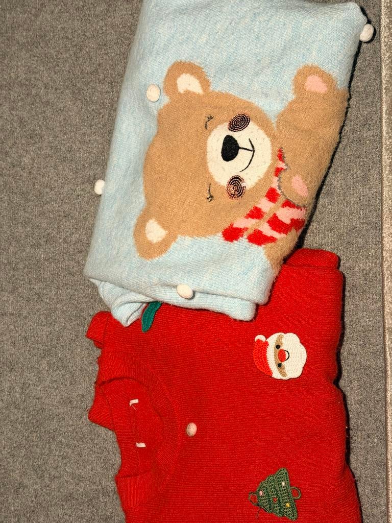 Leuke kersttrui met beer en kerstman, Ophalen of Verzenden, Zo goed als nieuw, Maat 38/40 (M), Rood