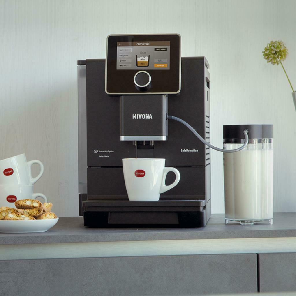 Nivona CafeRomatica NICR 960 koffie apparaat  5“-touchdispla, Afneembaar waterreservoir, 10 kopjes of meer, Ophalen of Verzenden