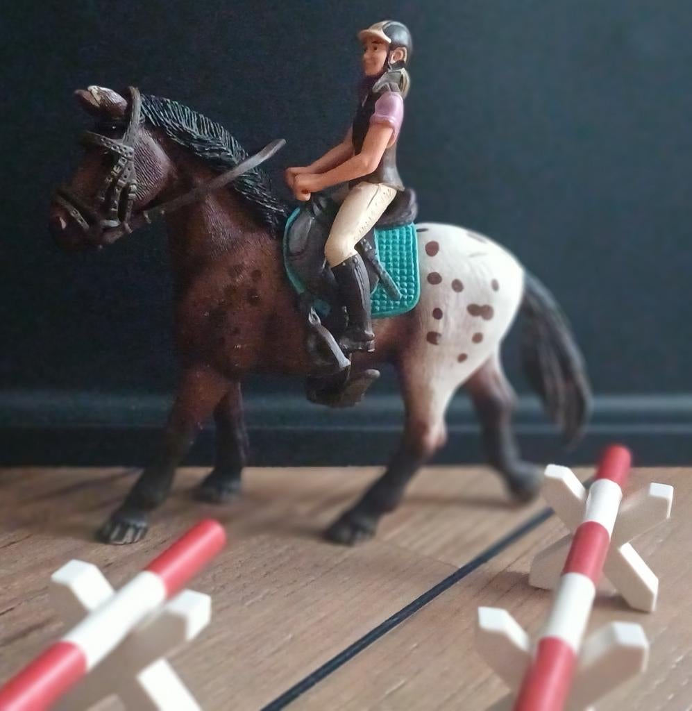 Schleich Paard met Ruiter en Hindernissen, Verzamelen, Speelgoed, Ophalen of Verzenden, Gebruikt