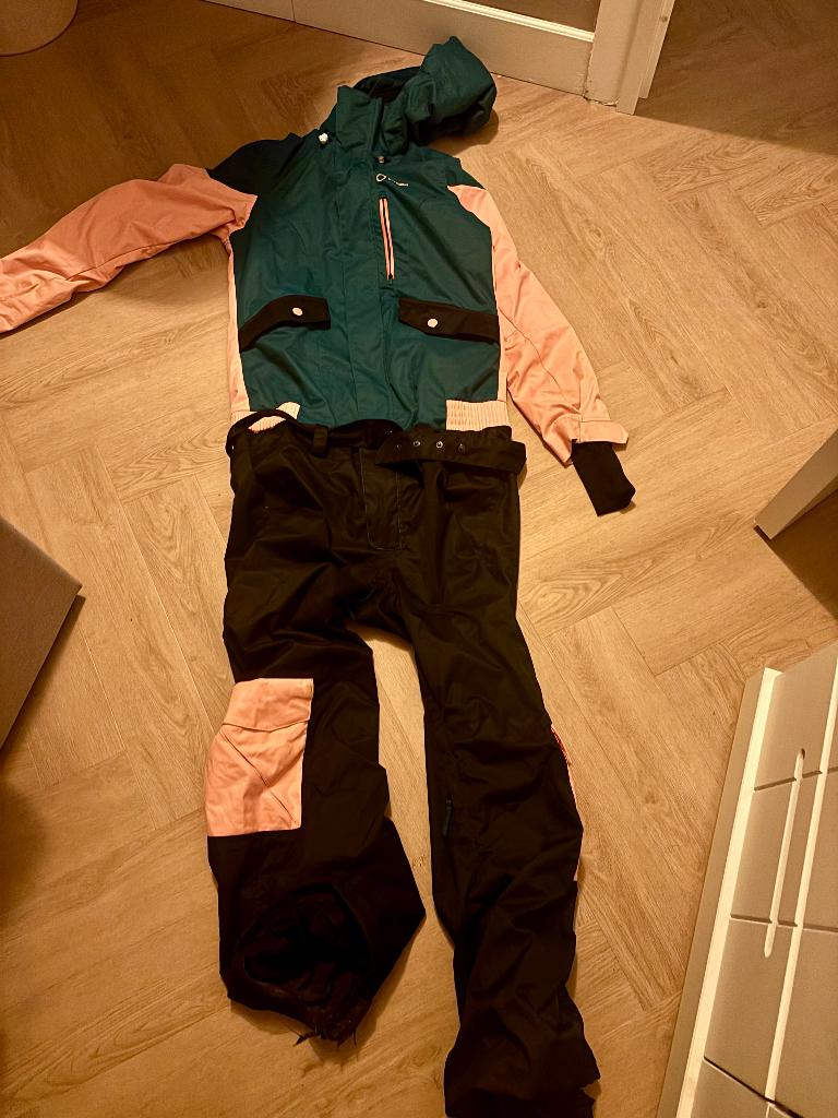 Skikleding O’Neill en schoenen Livergy, 100 tot 140 cm, Zo goed als nieuw, Kleding, Skiën