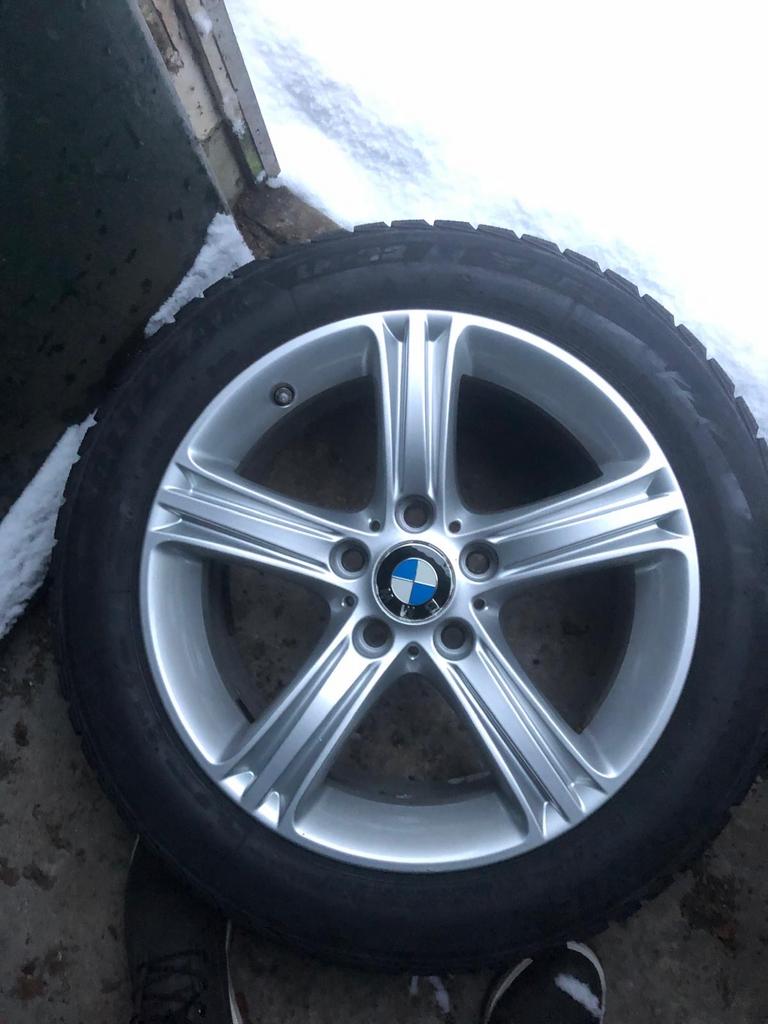 Winterbanden Set (4) 225/50 R17, Auto-onderdelen, Banden en Velgen, Gebruikt, Banden en Velgen, 17 inch, Personenwagen
