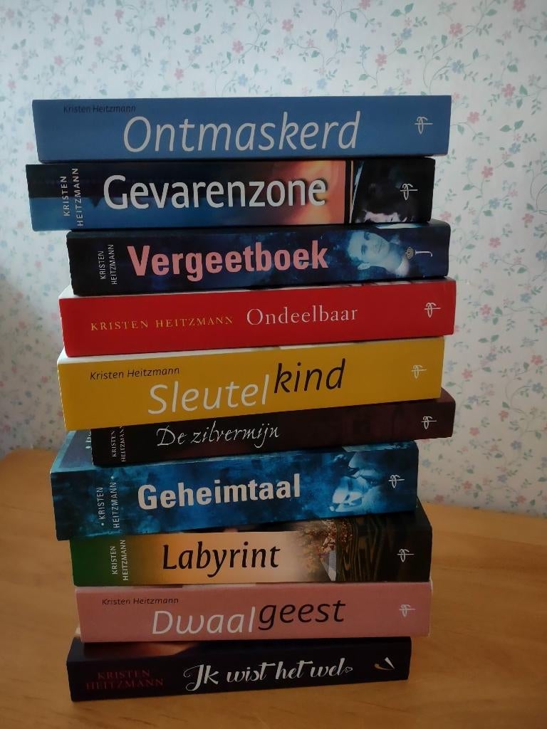Nog enkele boeken- Kristen Heitzmann, Boeken, Ophalen of Verzenden, Gelezen