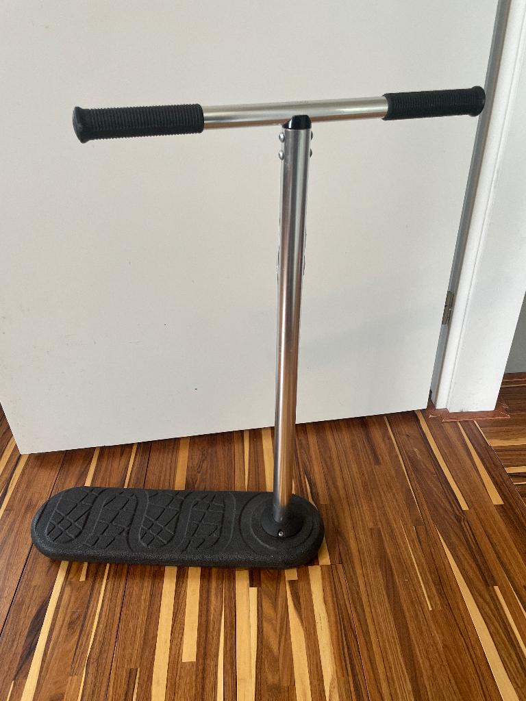 Indo X70 Trampoline Step 67cm, Fietsen en Brommers, Steps, Ophalen, Zo goed als nieuw, Overige typen, Indo