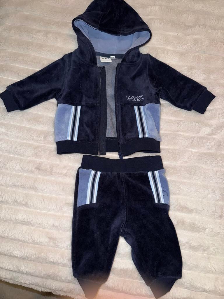 Hugo Boss baby pakje z.g.a.n., Ophalen of Verzenden, Zo goed als nieuw, Maat 62