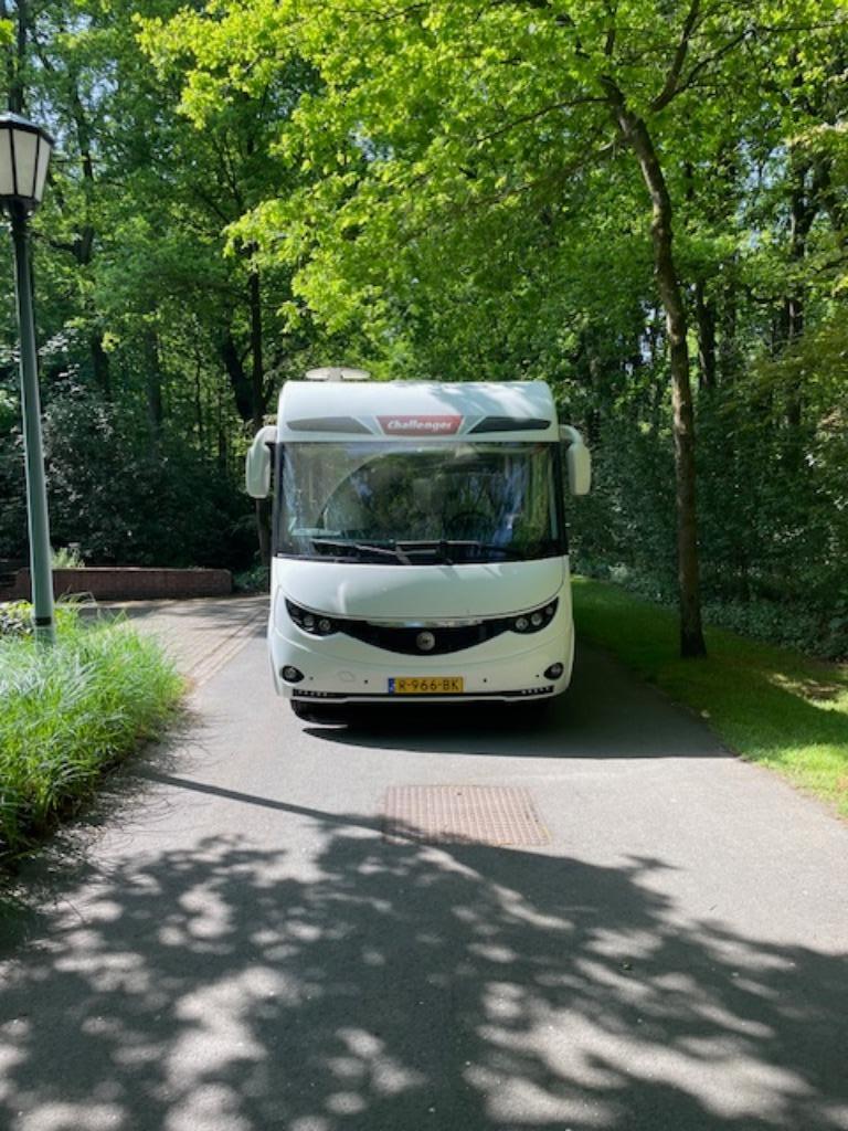 Te HUUR luxe 4-p Challanger camper, all-inclusive, Caravans en Kamperen, Verhuur