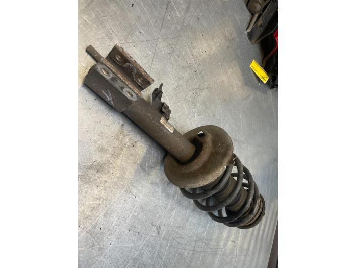 Schokdemperpoot rechts-voor van een Citroen C4 Grand Picasso, Gebruikt, -, Ophalen of Verzenden, -