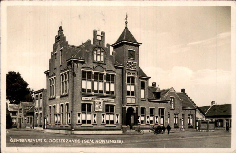 Kloosterzande (Hontenisse) - Gemeentehuis, Verzamelen, Ansichtkaarten | Nederland, Gelopen, Zeeland, 1920 tot 1940, Ophalen of Verzenden