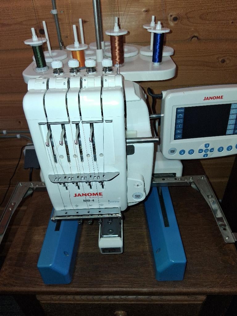 Borduurmachine Janome MB4. Wegens beeindiging Hobby., Ophalen, Gebruikt, Machineborduren, Borduurmachine